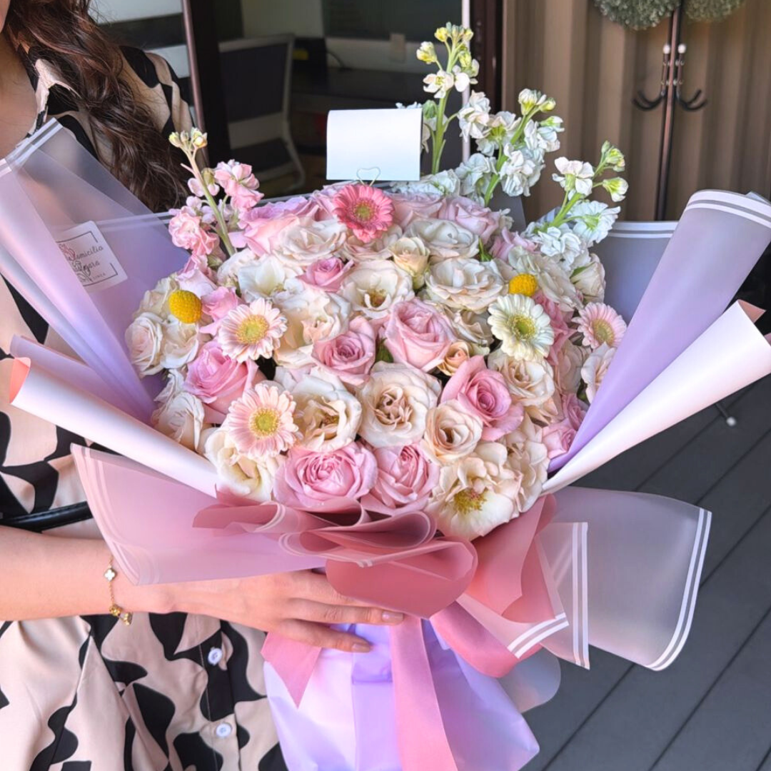Ramo de rosas y gerberas minis
