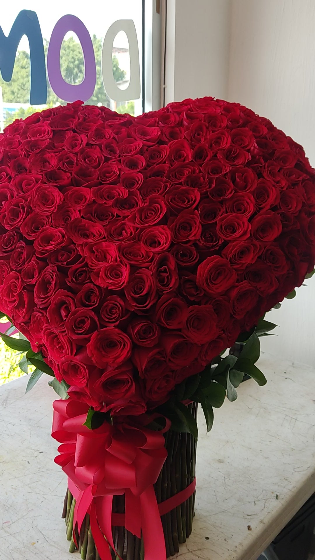 Ramo de rosas en forma de corazón