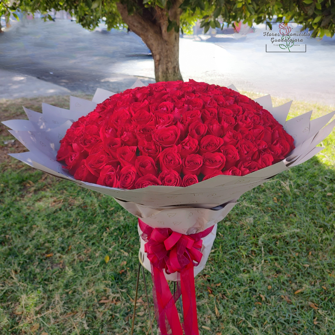 Ramo de 200 rosas